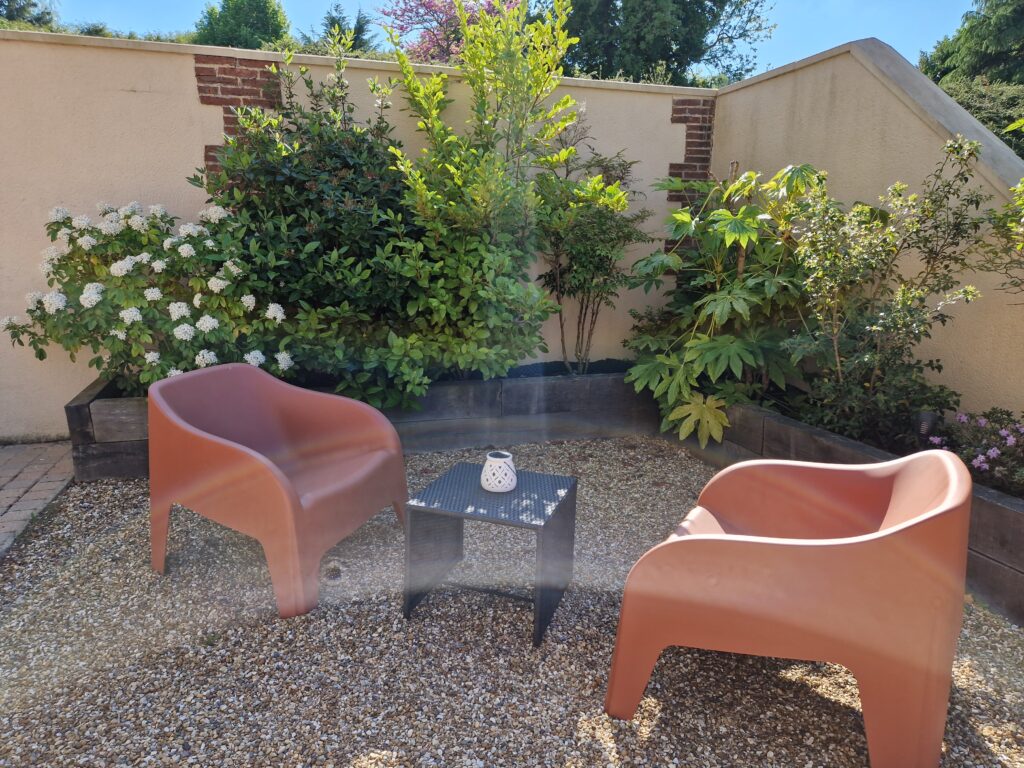 Terrasse privative du Gîte à Honfleur "La Cour"