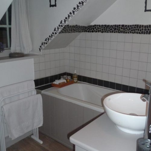 Chambre 1 salle de bain